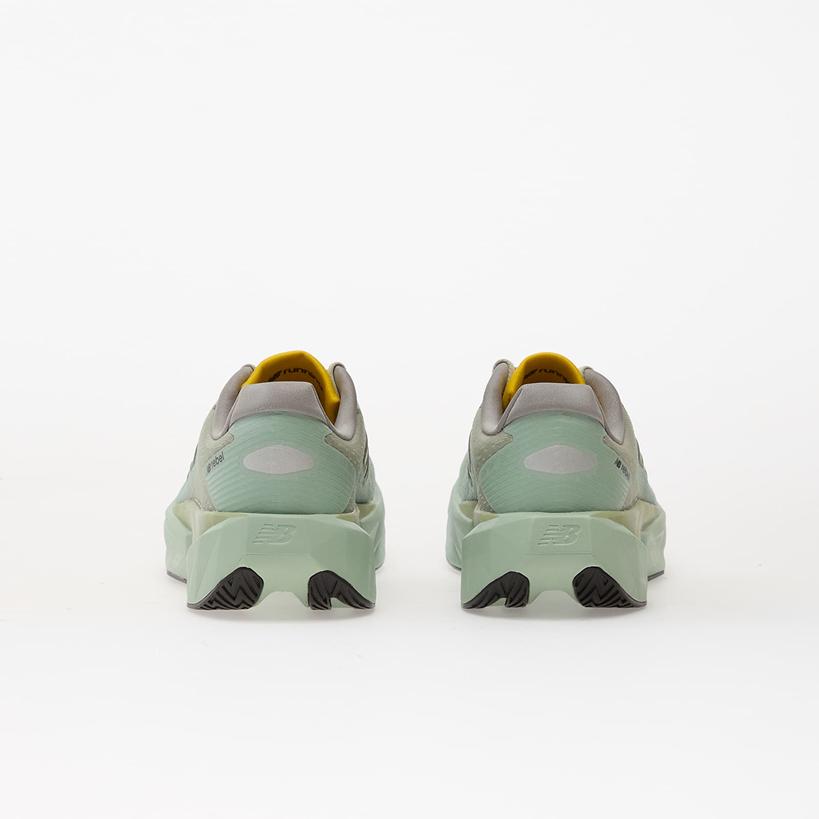 Női cipők New Balance Fuelcell Rebel V5 Td5 Garter Snake/ Mosaic Green/ Ginger Lemon