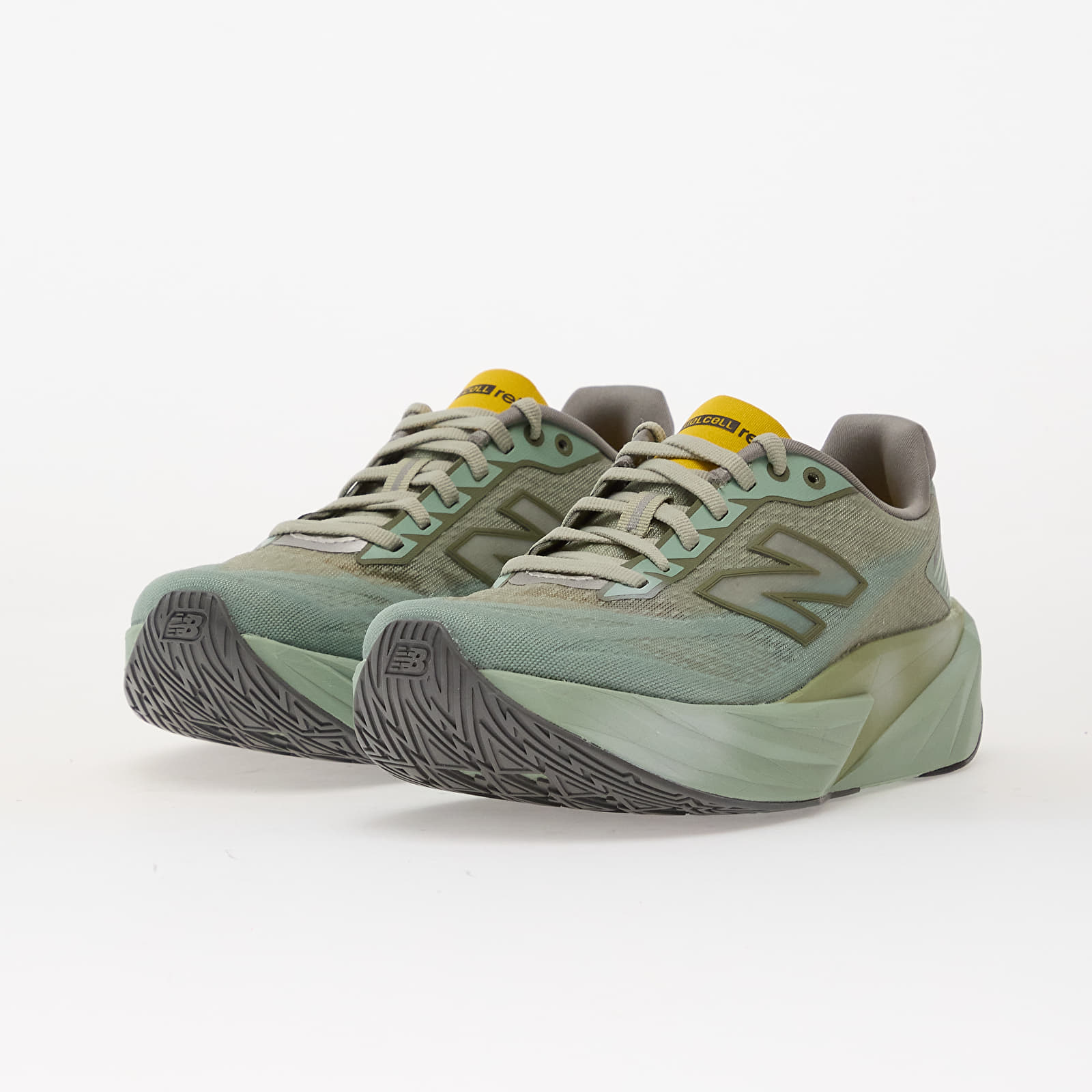 Női cipők New Balance Fuelcell Rebel V5 Td5 Garter Snake/ Mosaic Green/ Ginger Lemon
