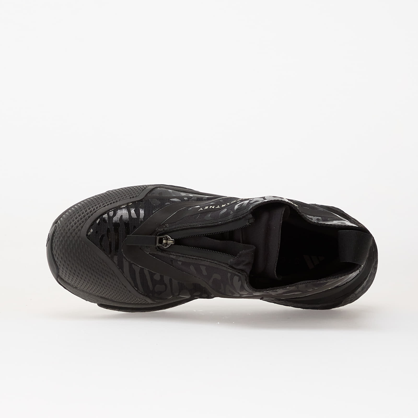 Sieviešu apavi adidas x Stella McCartneyxterrex Free Hiker Gtx Aop Core Black/ Utility Black/ Almond Milk