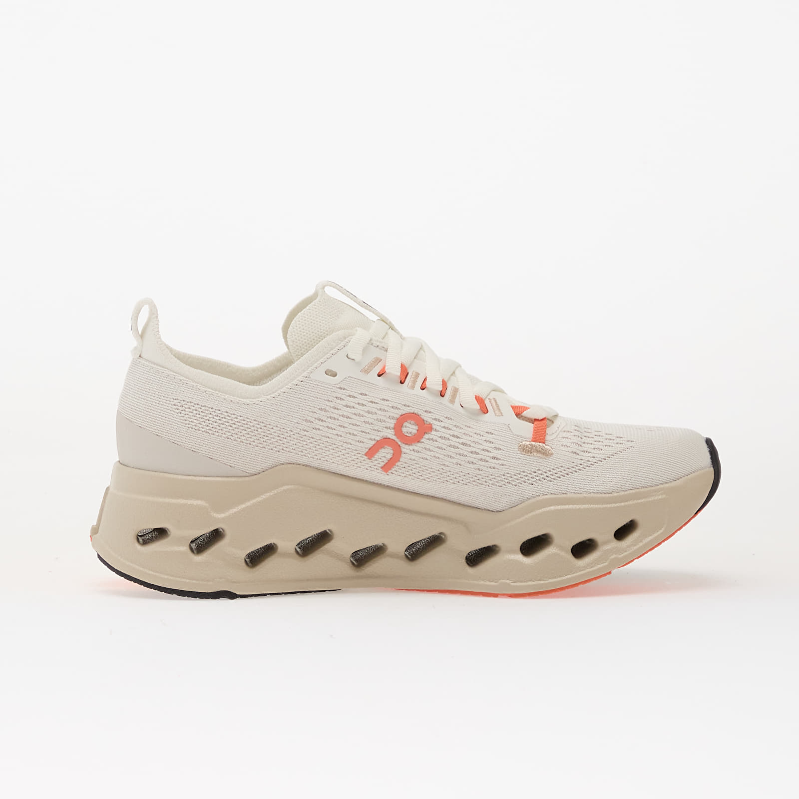 Női cipők On W Cloudsurfer Max Ivory/ Salmon