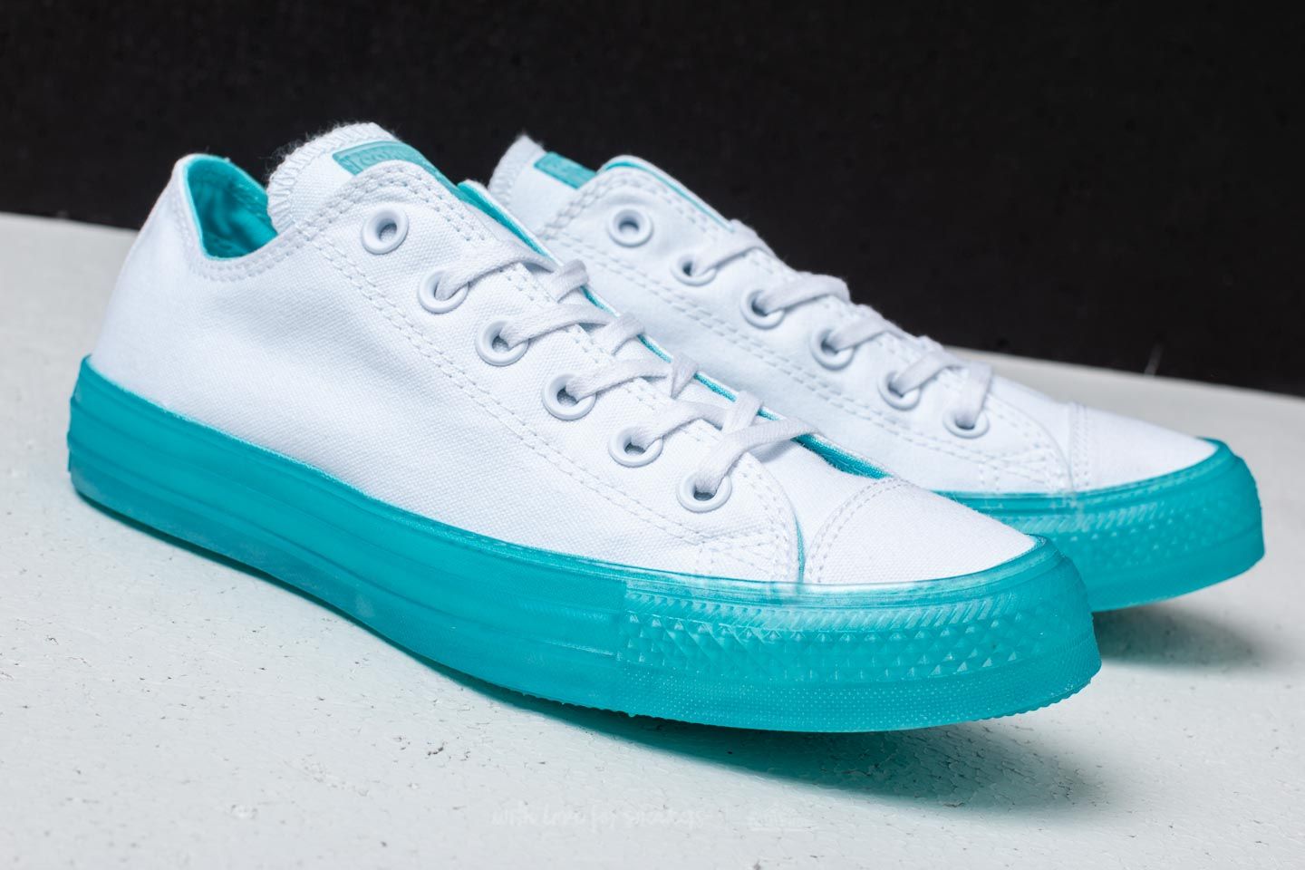 Women s shoes Converse Chuck Taylor All Star Ox White Bleached