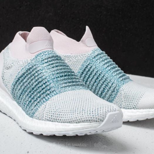 Adidas ultra clearance boost laceless mujer