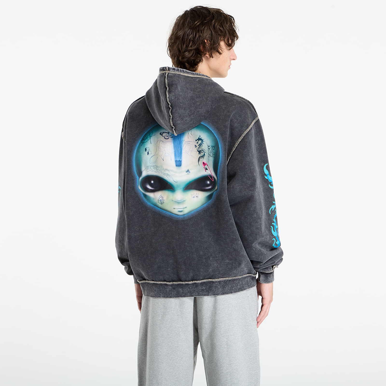 Mikinas ar kapuci un sporta krekli RIPNDIP Squabble Up Hoodie Black Vintage Wash