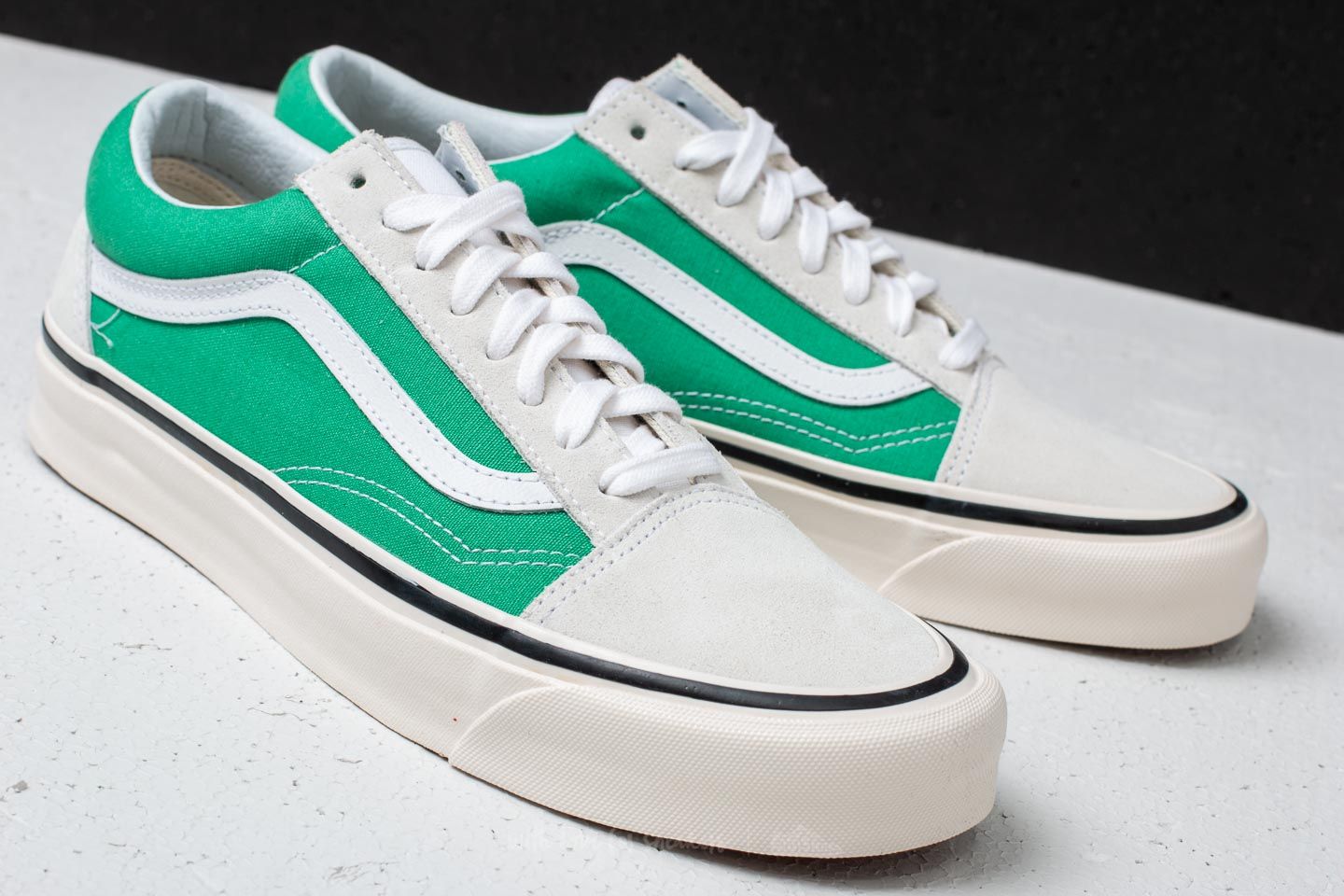Moški čevlji Vans Old Skool 36 DX (Anaheim Factory) White/ OG Jade