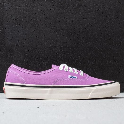 Vans authentic lila top