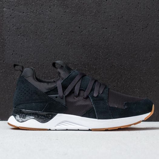 Asics tiger black friday 2025