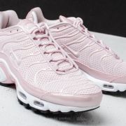 Barely rose air max plus online
