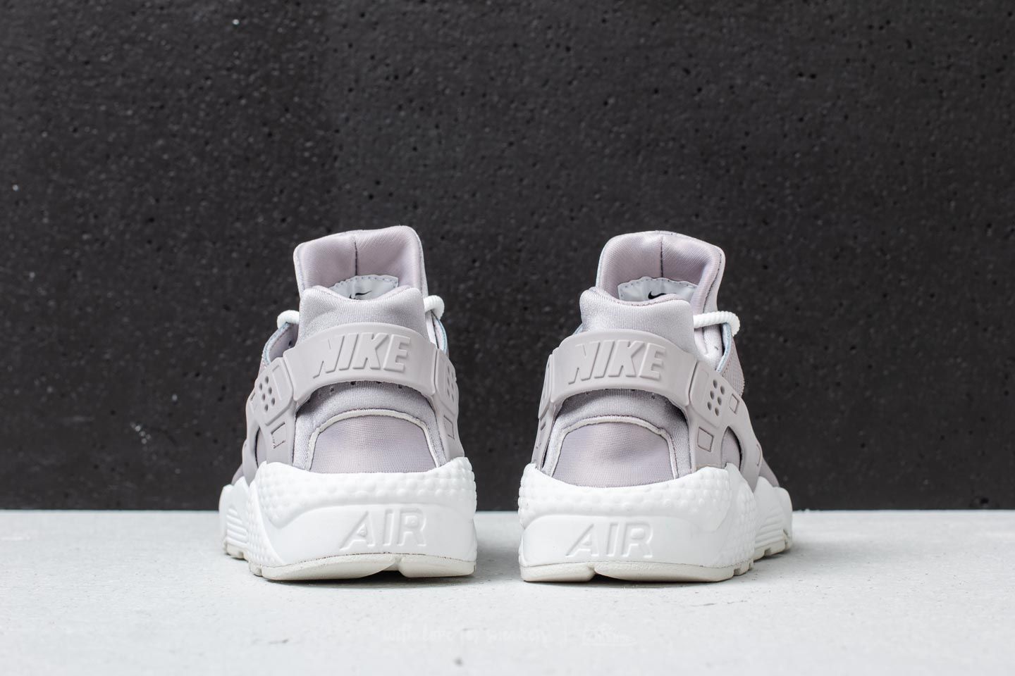 W air huarache shop run se