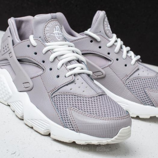 Chaussures et baskets femme Nike Air Huarache Run SE W Atmosphere