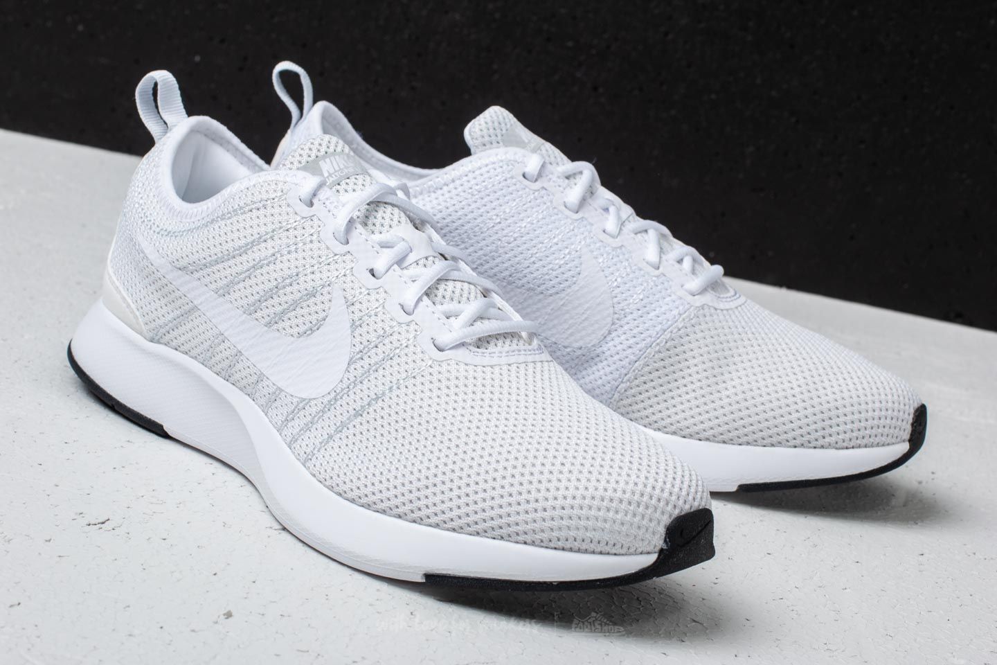 Tenis nike dualtone racer feminino 2025