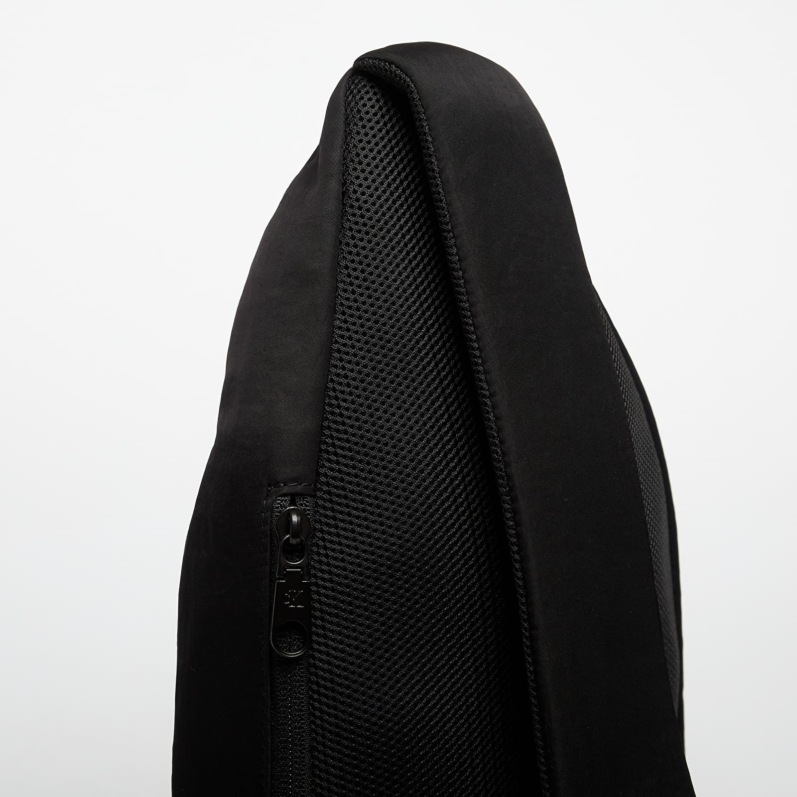 Crossbody bags Calvin Klein Mesh Sling Bag Black