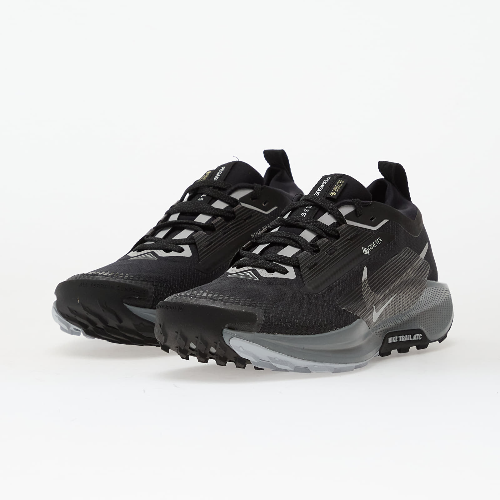 Scarpe uomo Nike Pegasus Trail 5 Gtx Black/ Wolf Grey-Cool Grey-Anthracite-Reflect Silver