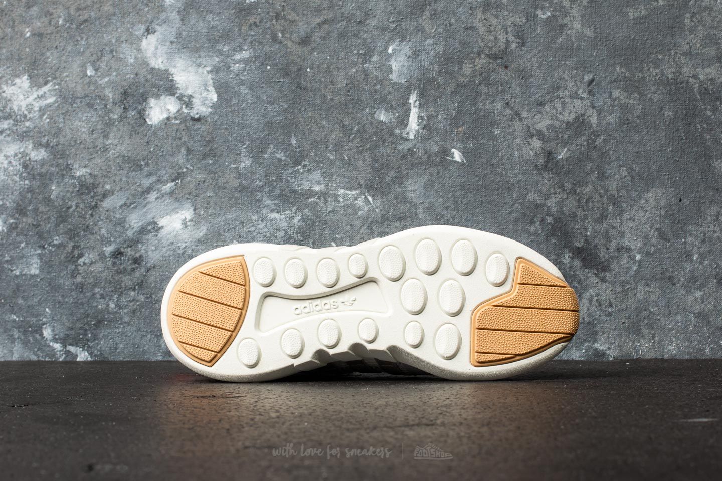 Férfi cipők adidas EQT Support ADV Summer White Tint/ Chalk Peach/ Gum 3