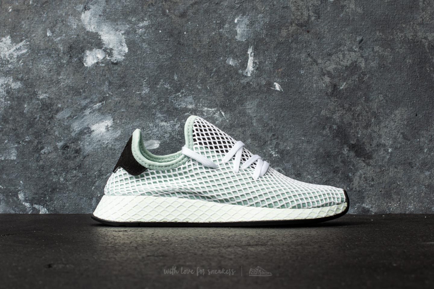 Deerupt ash green on sale
