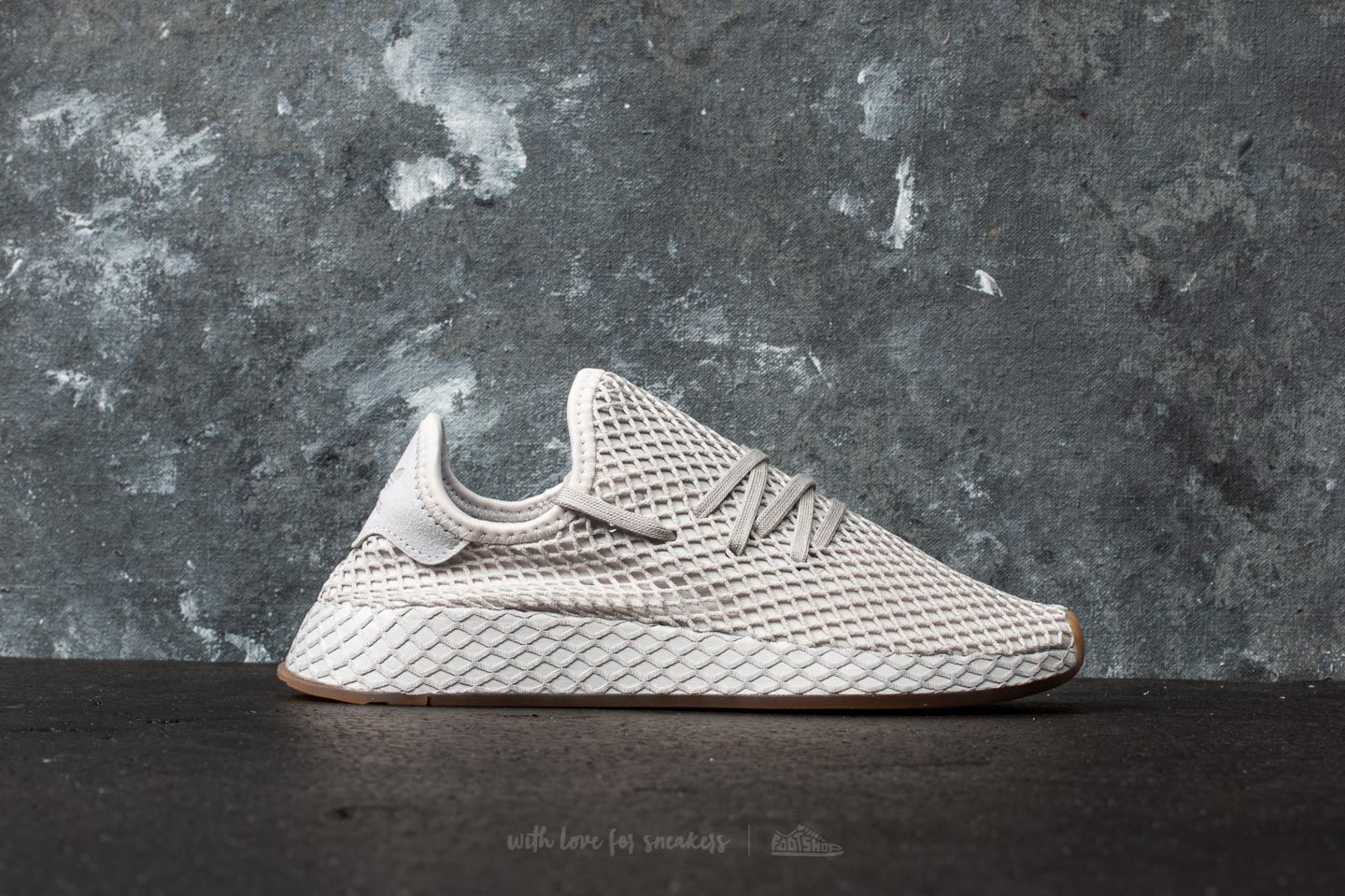 Deerupt top grey one