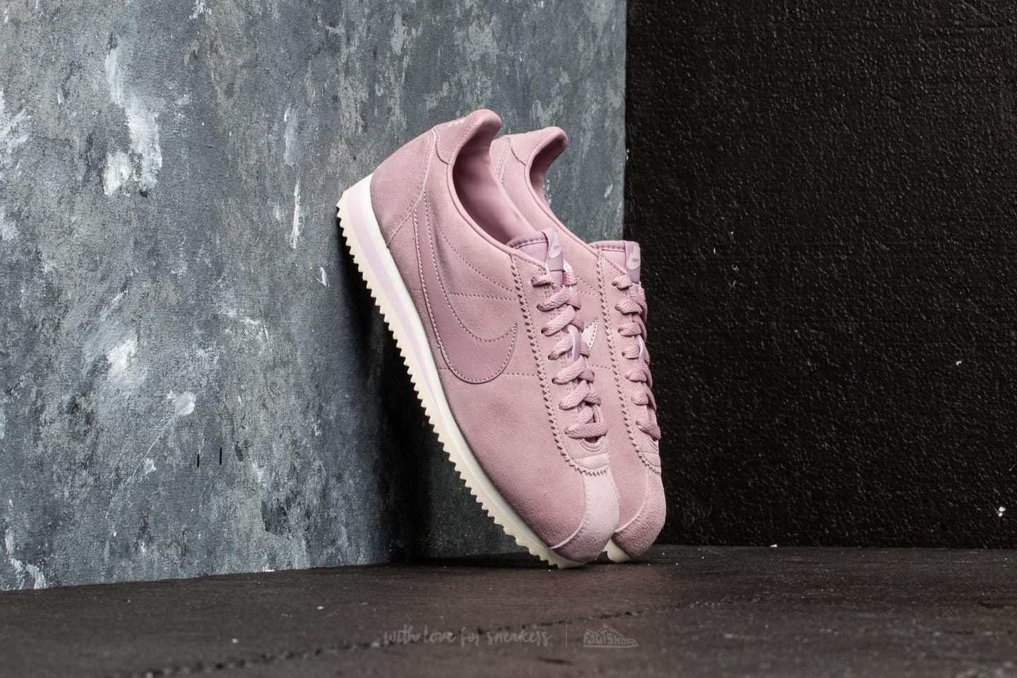 Women s shoes Nike Wmns Classic Cortez Suede Elemental Rose Elemental Rose Footshop