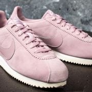 Nike classic cortez homme rose deals