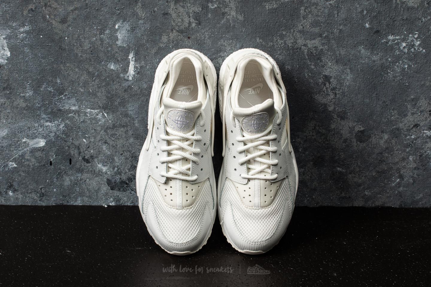 Scarpe uomo Nike W Air Huarache Run SE Summit White/ Summit White