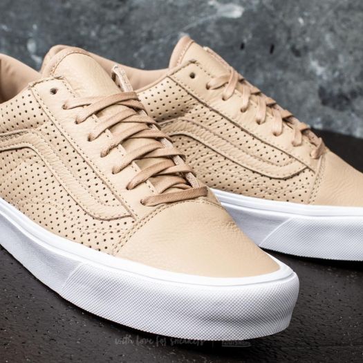 Vans old skool hotsell lite vs pro