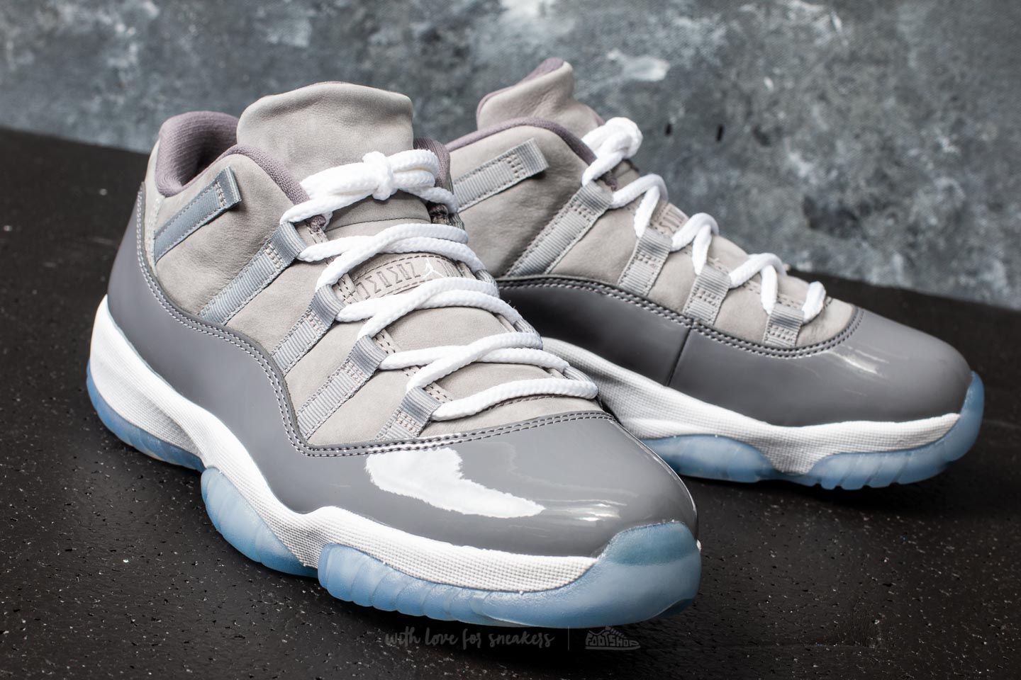 Cheap on sale jordan 11