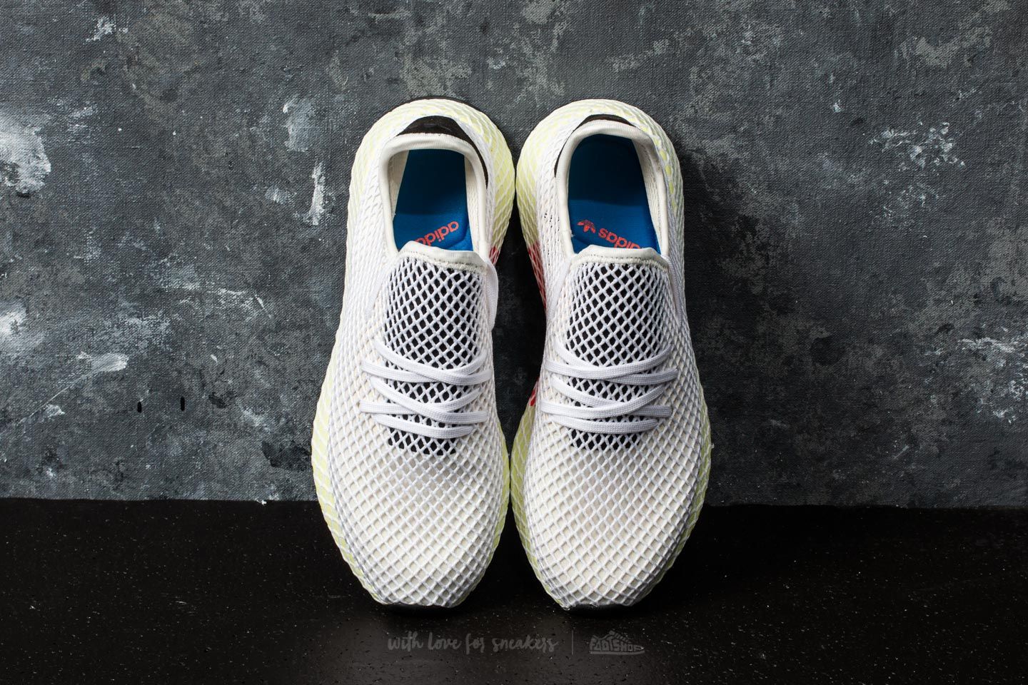 Scarpe uomo adidas Deerupt Runner Chalk White Core Black Core Black Footshop