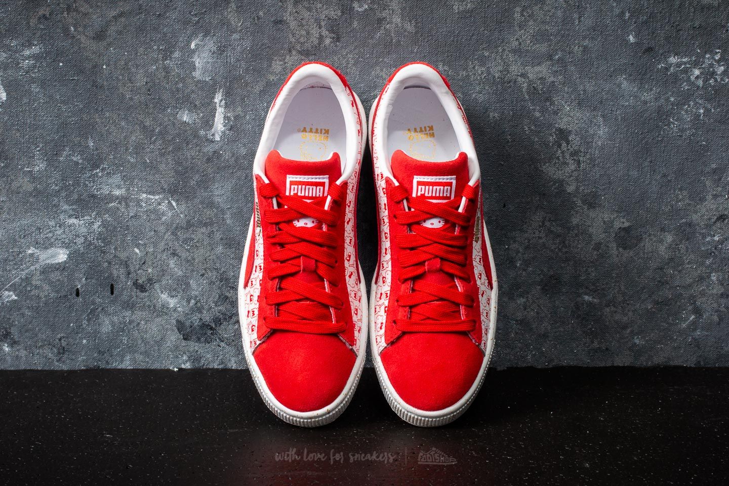 Kids' sneakers and shoes Puma Suede Classic x Hello Kitty Jr Bright Red-Bright Red