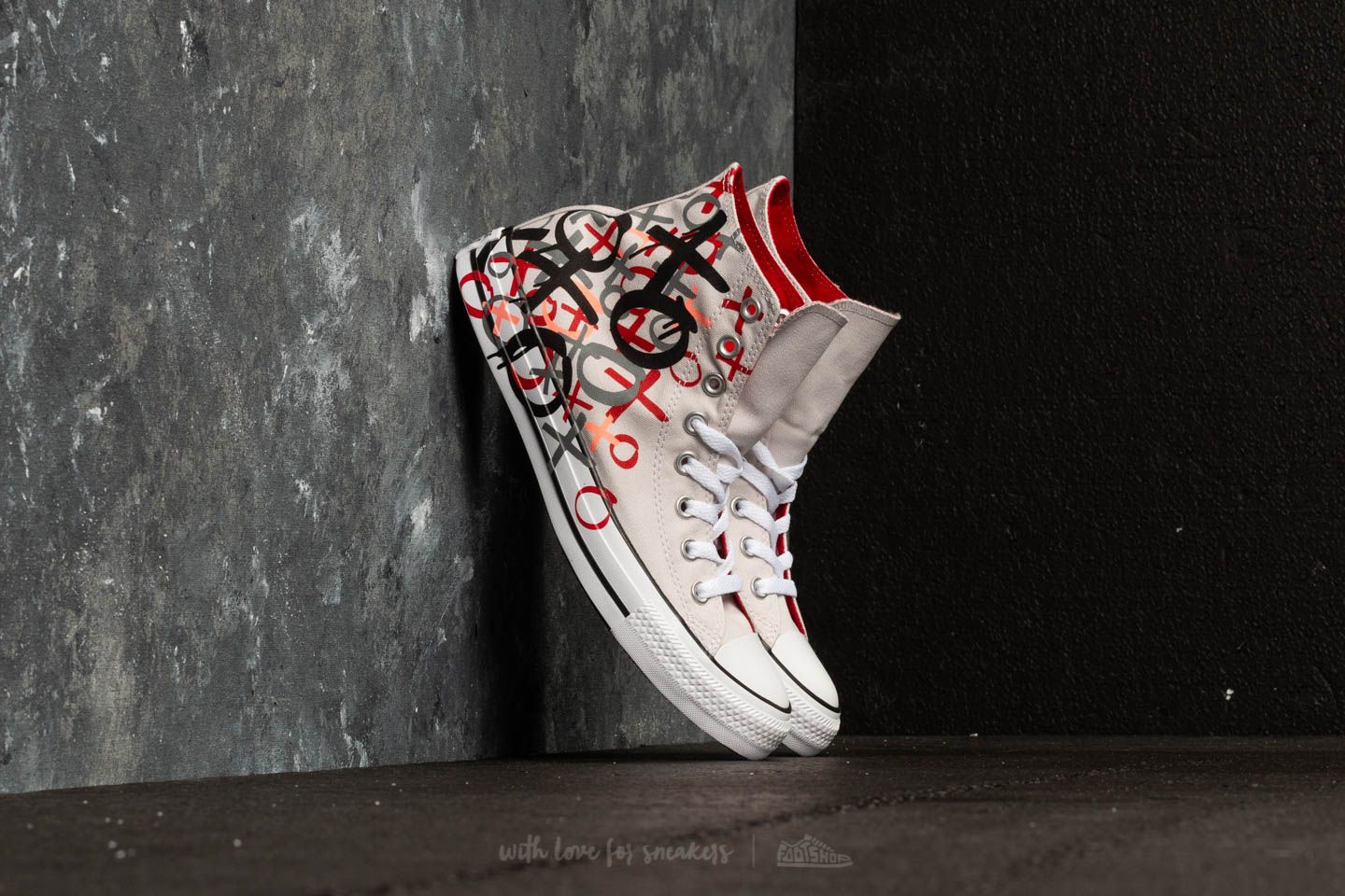 Мъжки кецове и обувки Converse Chuck Taylor All Star Hi Mouse/ Enamel Red/ White