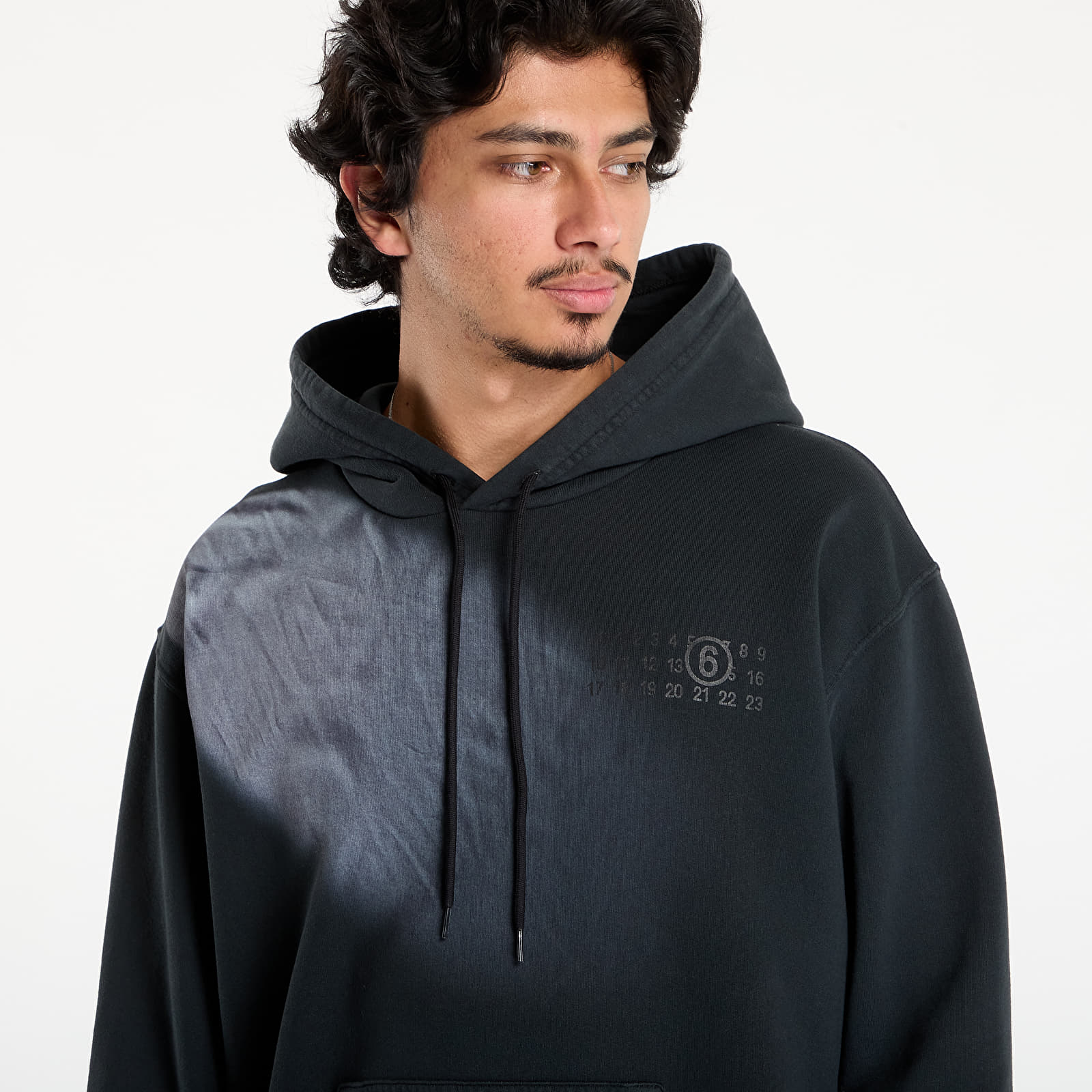 Mikinas ar kapuci un sporta krekli MM6 Maison Margiela Sweatshirt Washed Black