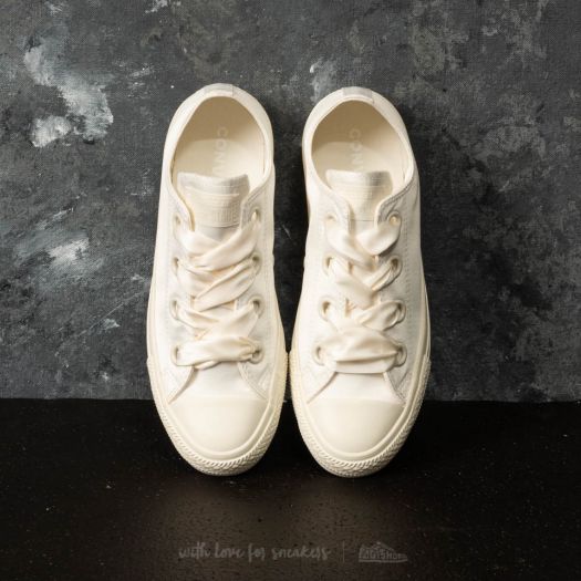 Converse big eyelet hot sale