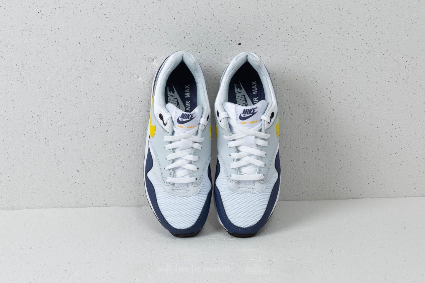 Women's shoes Nike Air Max 1 (GS) White/ Tour Yellow-Blue Recall