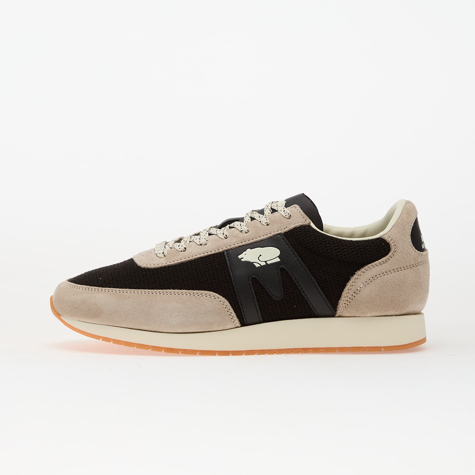 Levně Tenisky Karhu Albatross 82 Silver Lining/ Jet Black