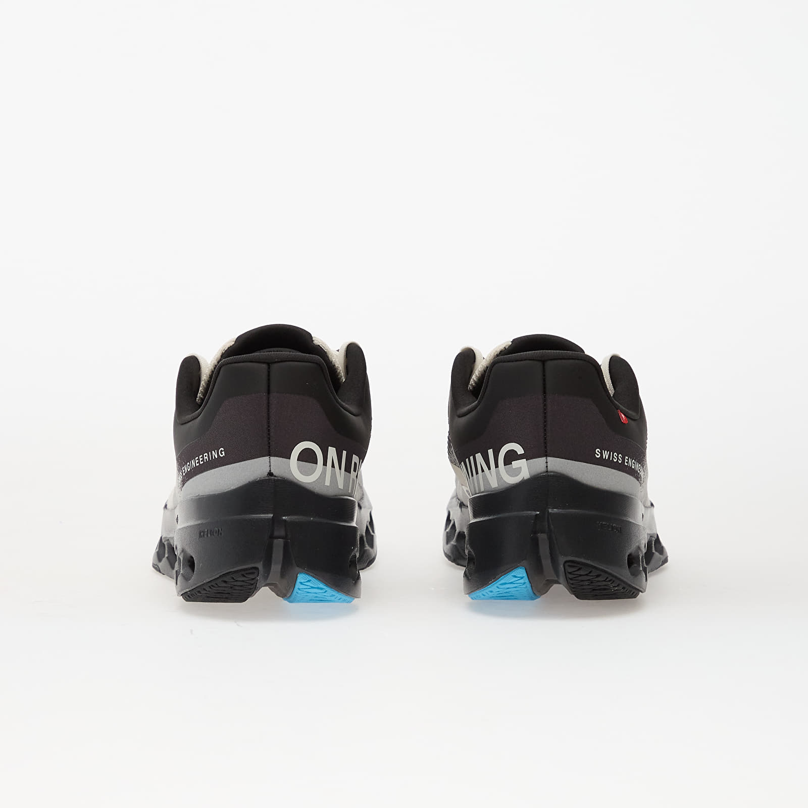 Vīriešu apavi On M Cloudsurfer Next Black/ Dew