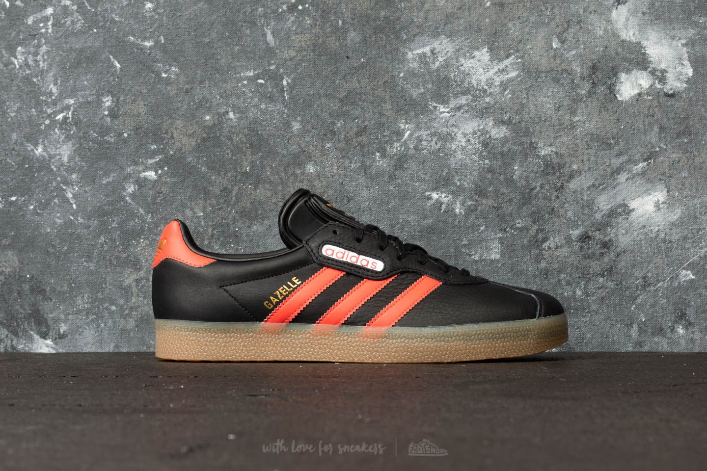 Men s shoes adidas Gazelle Super Core Black Trace Scarlet Ftw