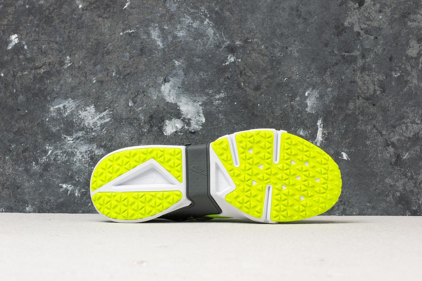 Chaussures et baskets homme Nike Air Huarache Drift Breathe Wolf Grey Volt Dark Grey White Footshop