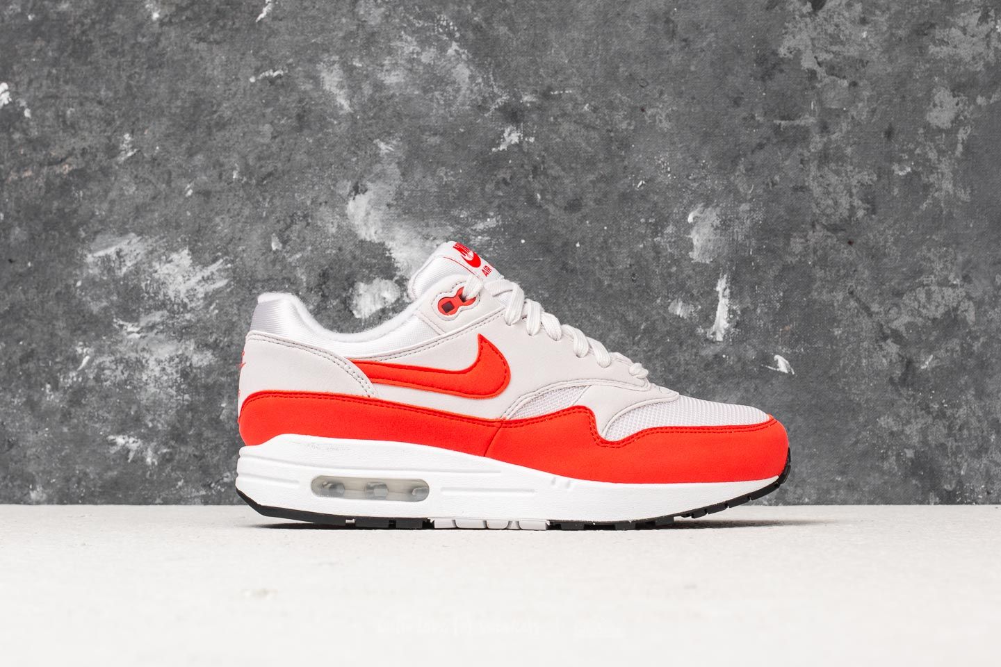 Damen Sneaker und Schuhe Nike Air Max 1 WMNS Vast Grey Habanero Red Footshop