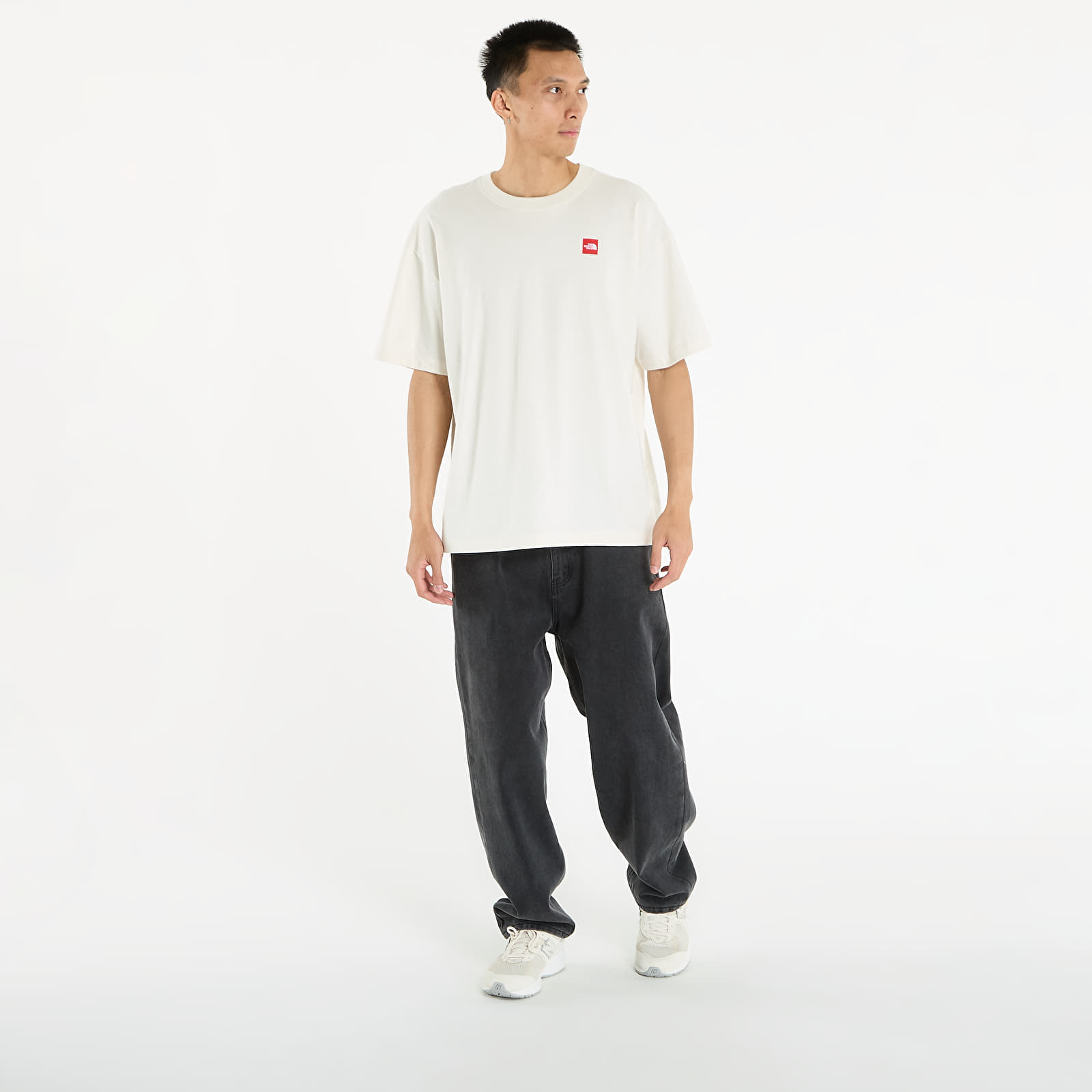 T-paidat The North Face M Redbox S/S Tee White Dune