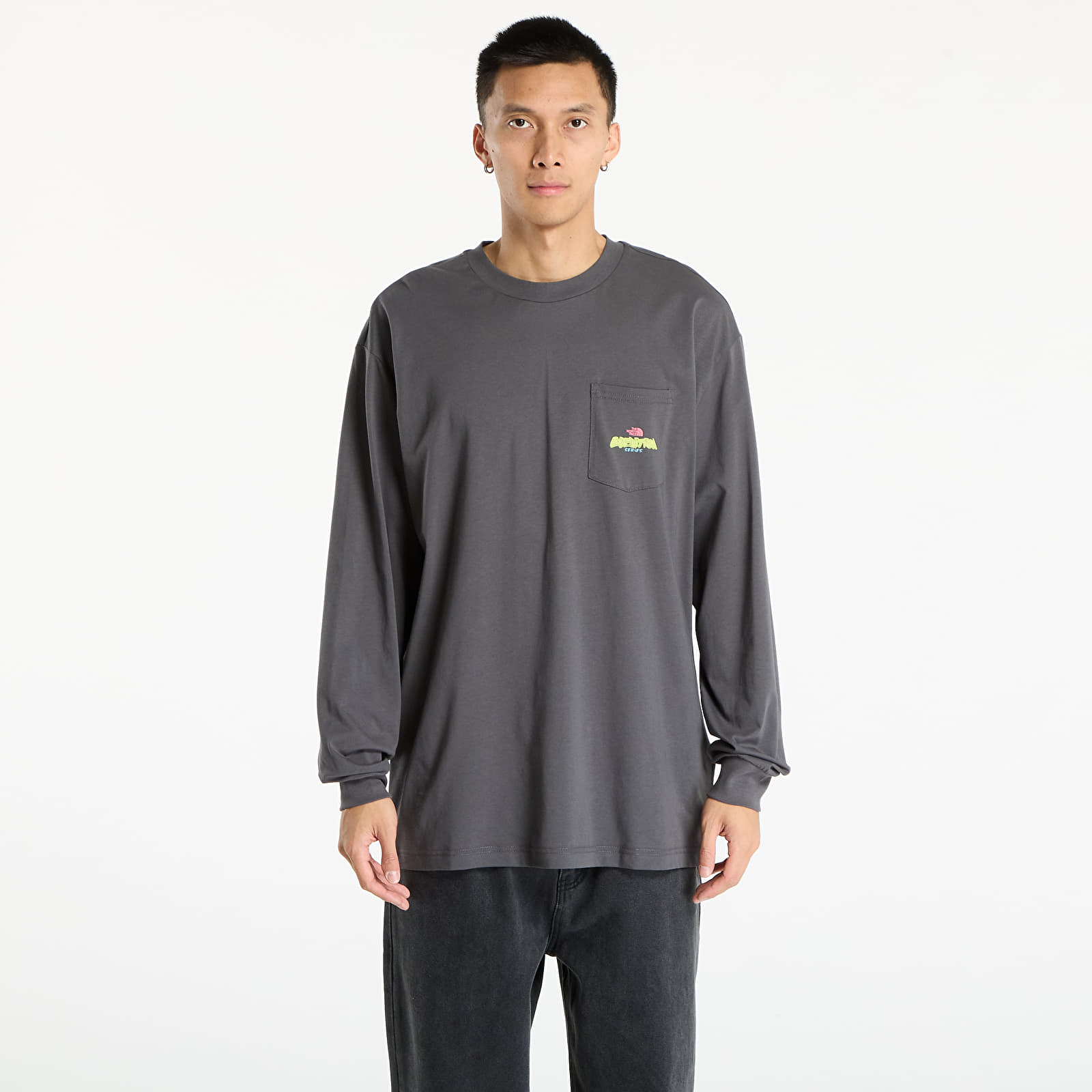 T-paidat The North Face U Expedition Celebration Oversized L/S Tee UNISEX Anthracite Grey