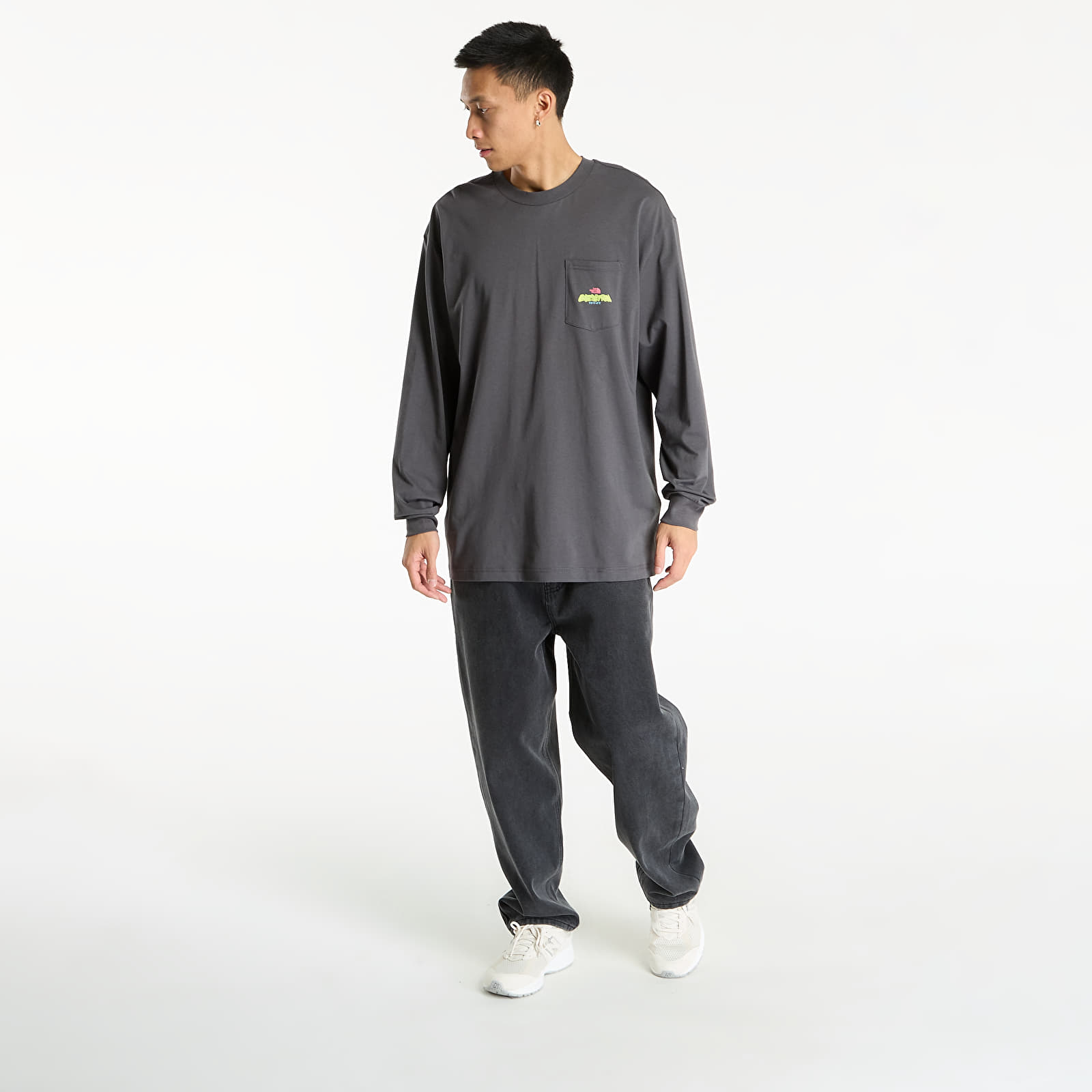 T-paidat The North Face U Expedition Celebration Oversized L/S Tee UNISEX Anthracite Grey