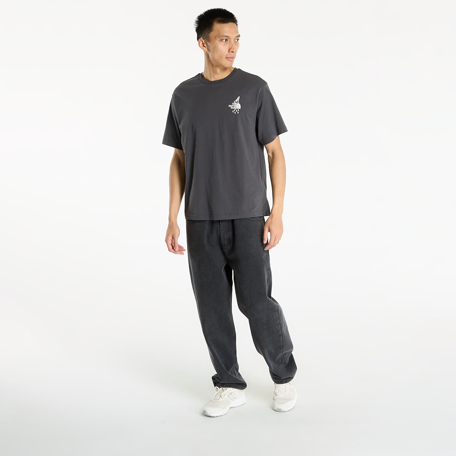Majice T-shirt The North Face U Powder Days Relaxed S/S Tee Graphic UNISEX Asphalt Grey