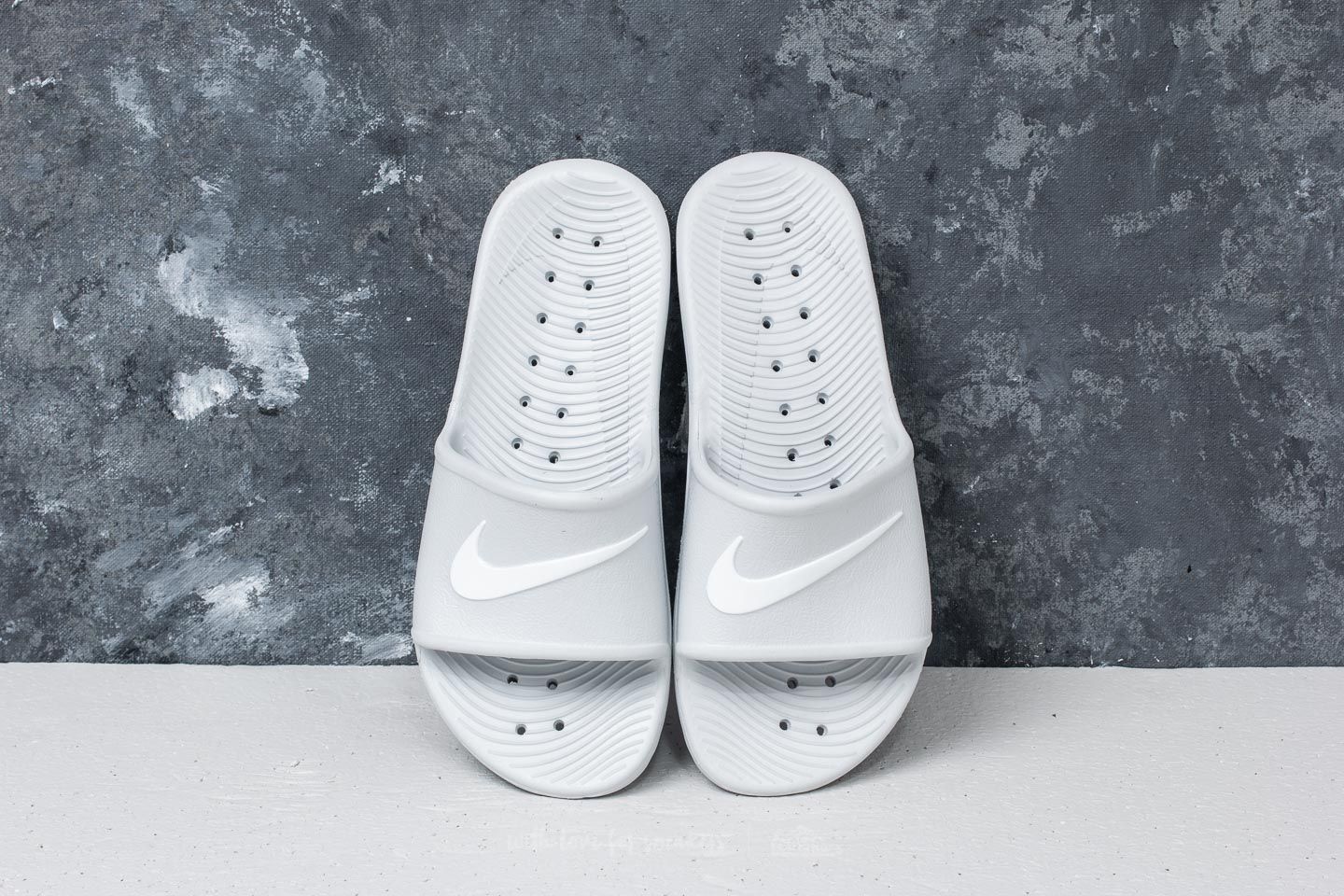 Dámske topánky a tenisky Nike Kawa Shower Wmns Pure Platinum/ White