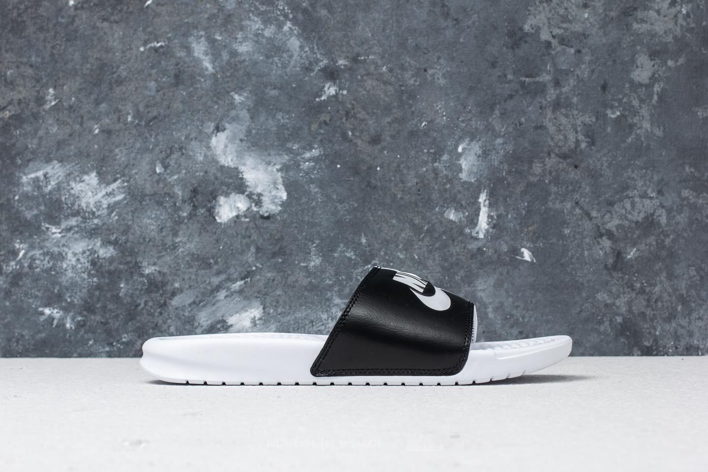 Moteriška avalynė Nike Wmns Benassi JDI BP White/ Pure Platinum-Black