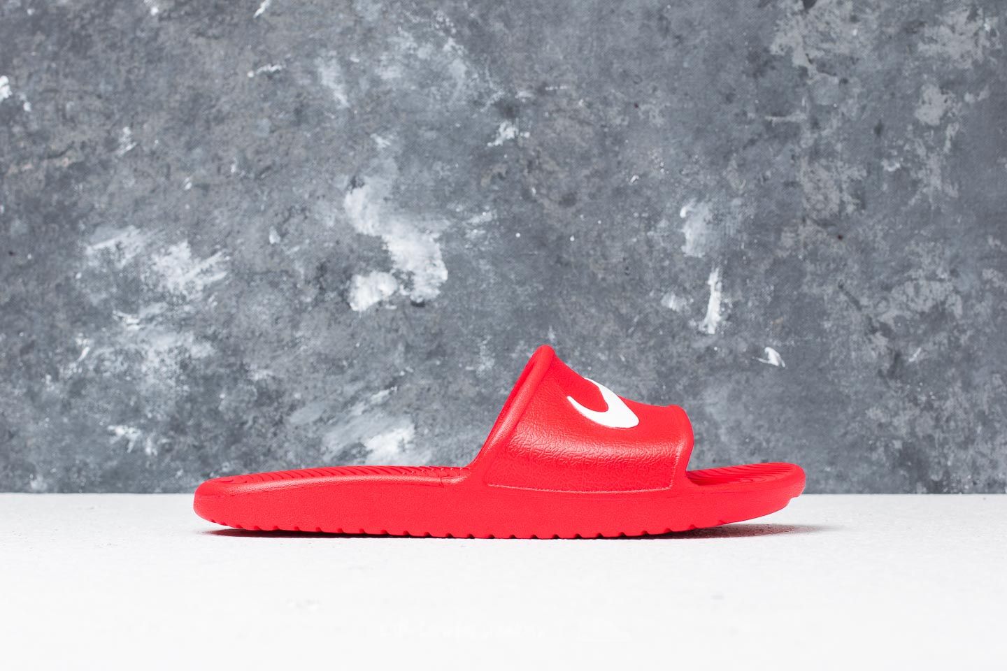 Nike kawa best sale shower slide red
