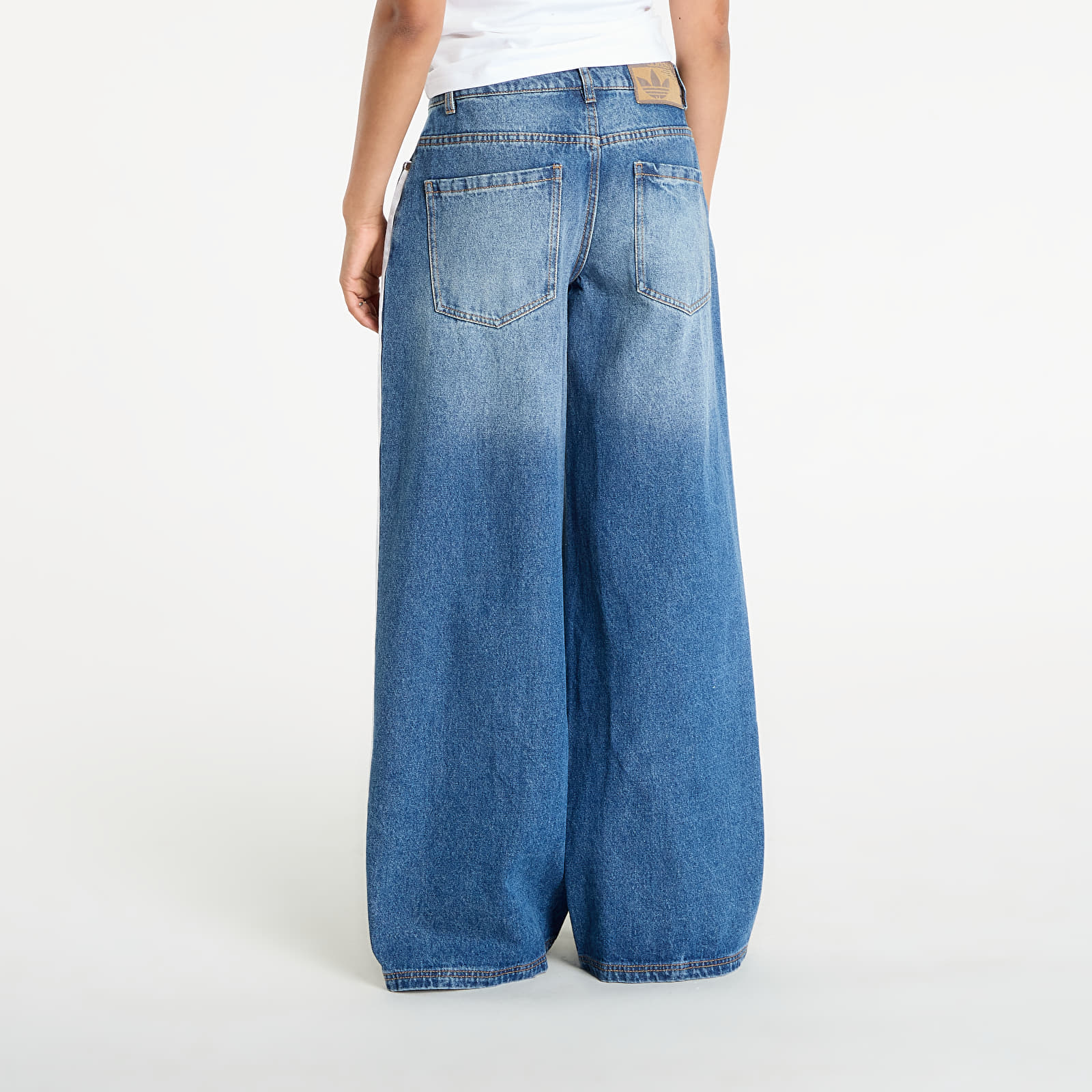 Hosen adidas Originals Loose Denim Destressed Pants Medium Blue Denim