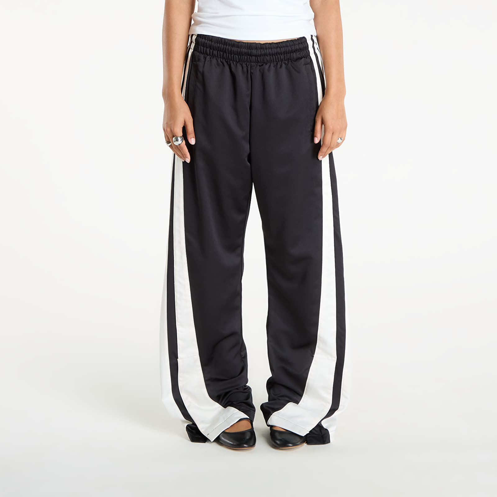 Trenerke adidas Luxe Trousers UNISEX Black