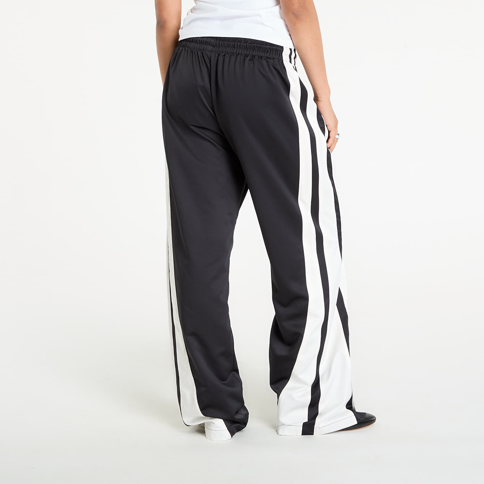Trenerke adidas Luxe Trousers UNISEX Black