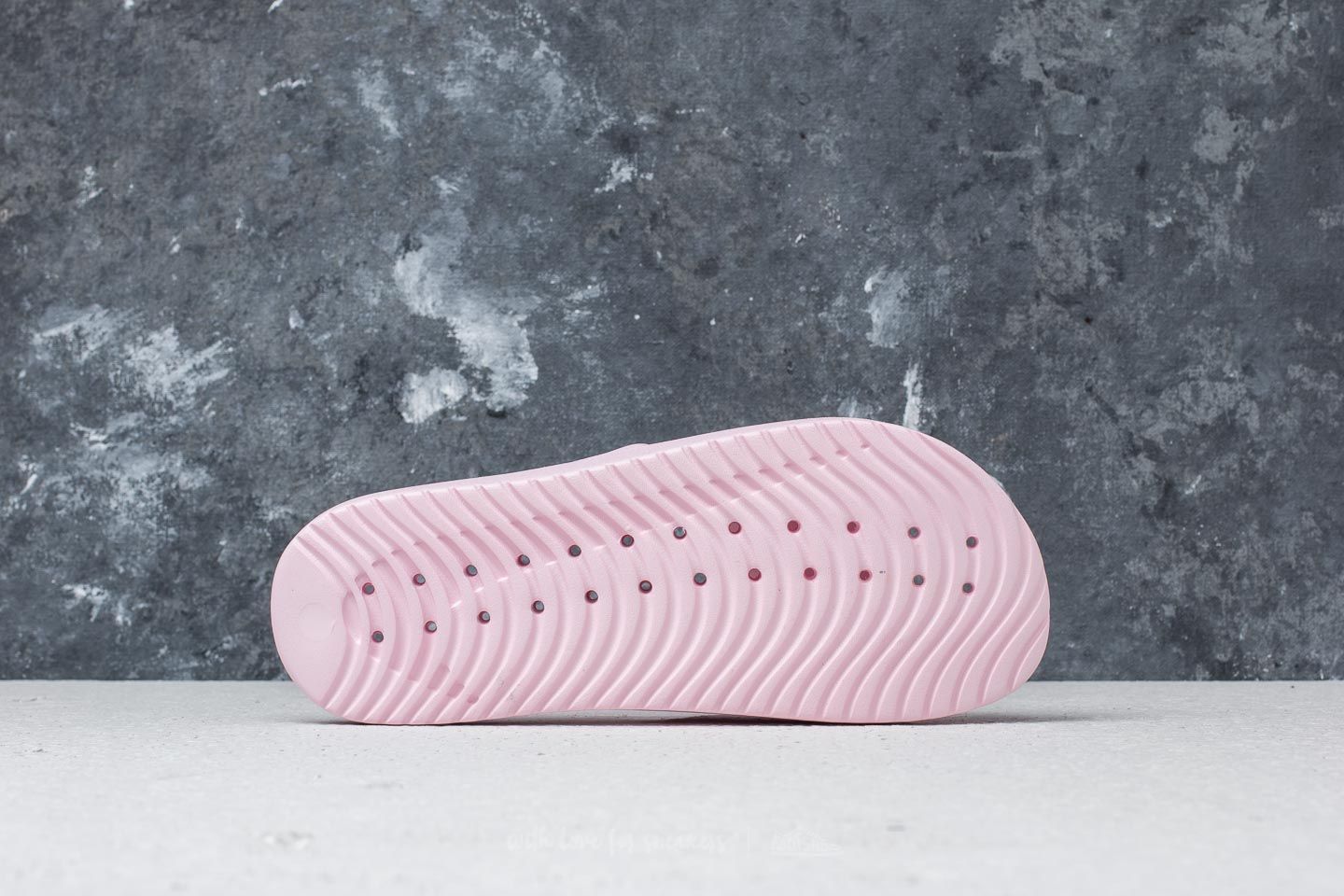 Moteriška avalynė Nike Wmns Kawa Shower Arctic Pink/ Atmosphere Grey
