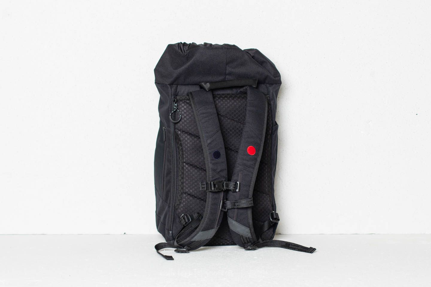Rucksäcke pinqponq Blok Medium Backpack Licorice Black