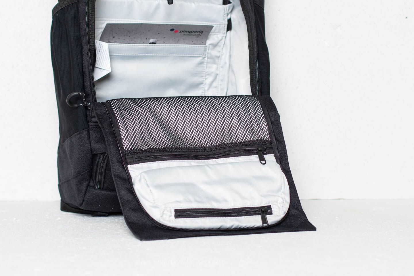Rucksäcke pinqponq Blok Medium Backpack Licorice Black