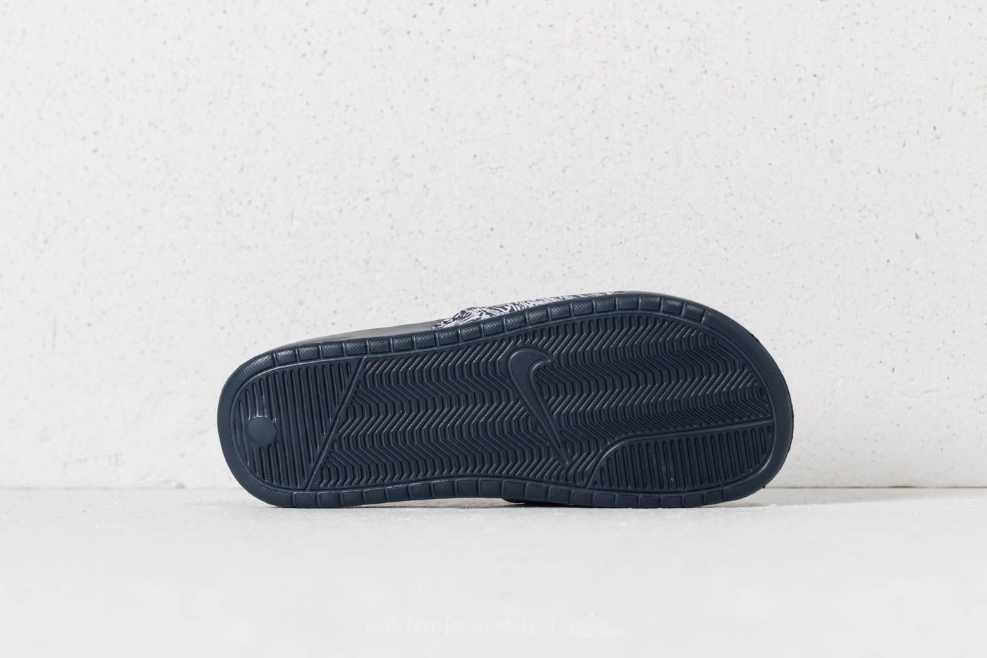 Meeste kingad Nike Benassi JDI Print Obsidian/ Pure Platinum
