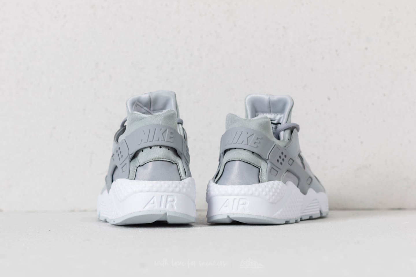 Încălțăminte și sneakerși pentru femei Nike Air Huarache Run Wmns Wolf Grey/ Pure Platinum-White
